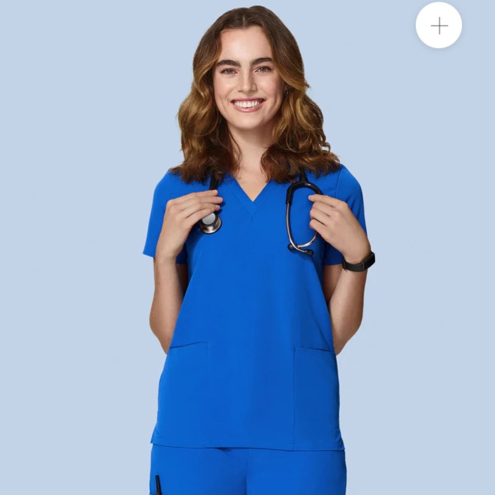 Mandala Women’s XXS Scrub set in Royal Blue. Only warn a few times, like new.